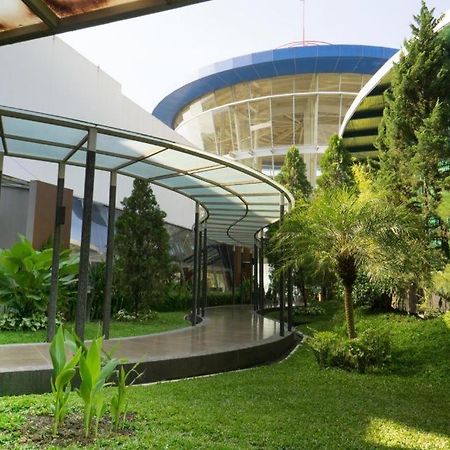 Hotel Asri Plaza Asia Tasikmalaya Εξωτερικό φωτογραφία