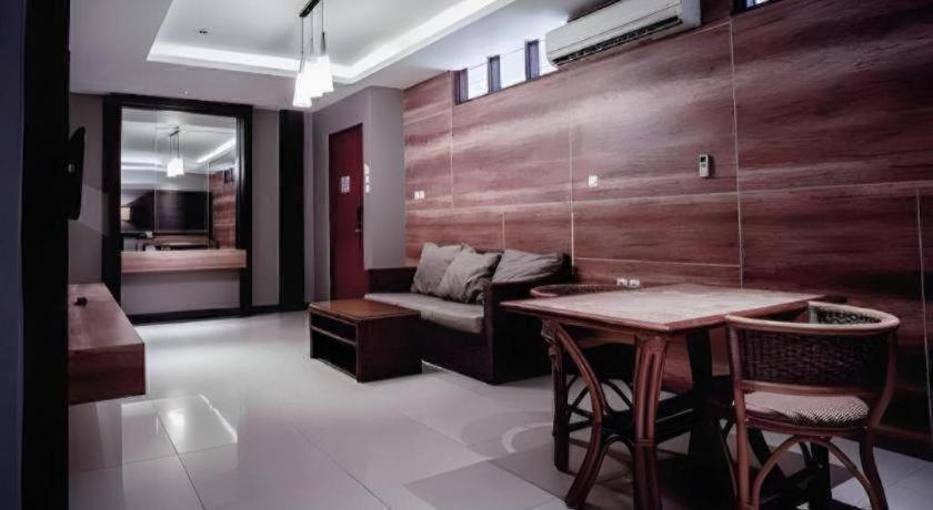 Hotel Asri Plaza Asia Tasikmalaya Εξωτερικό φωτογραφία