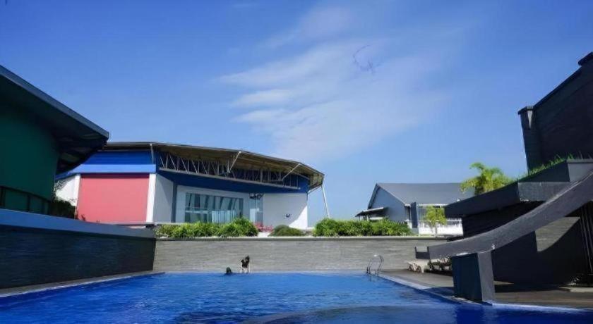 Hotel Asri Plaza Asia Tasikmalaya Εξωτερικό φωτογραφία