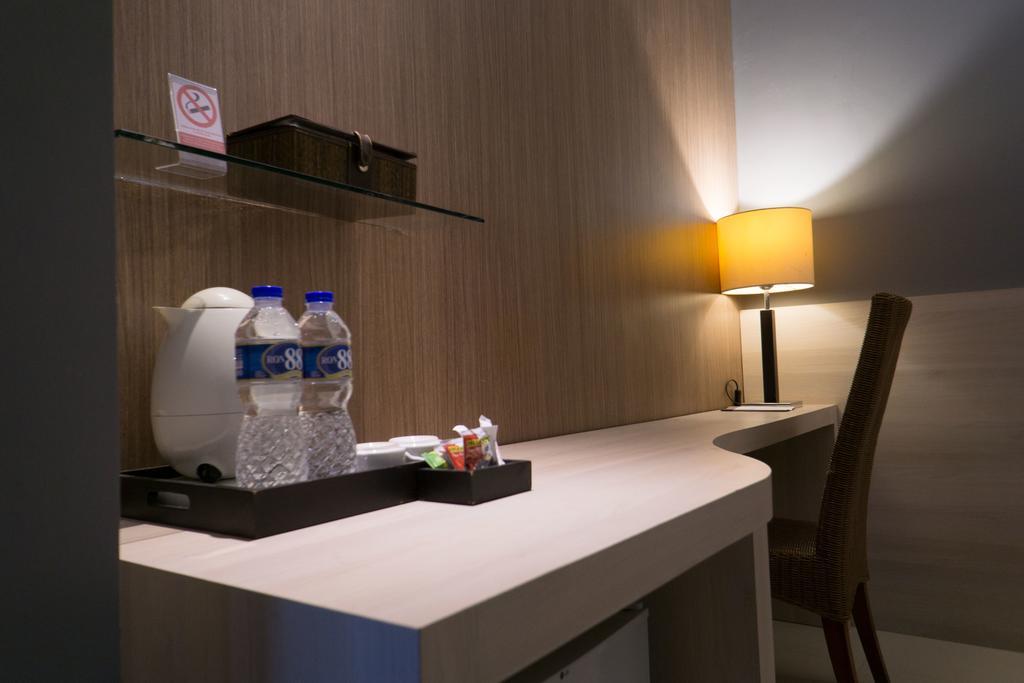 Hotel Asri Plaza Asia Tasikmalaya Εξωτερικό φωτογραφία